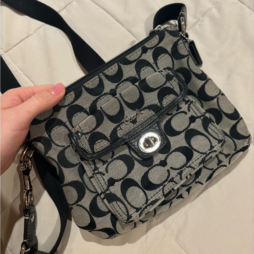 Coach shoulder bag